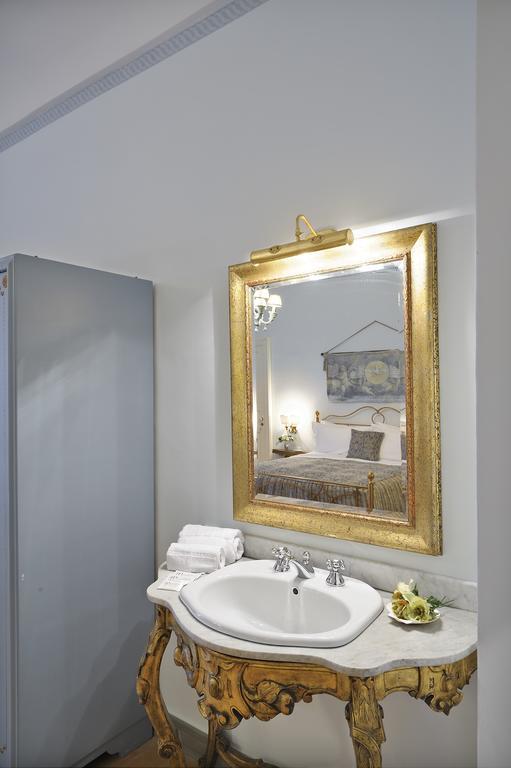 カステッラバーテResidenza Matarazzo E Le Sue Soffitteアパートメント エクステリア 写真