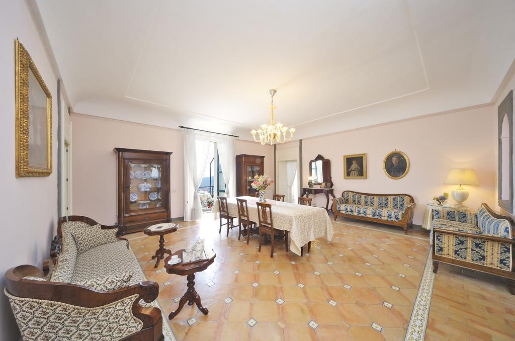 カステッラバーテResidenza Matarazzo E Le Sue Soffitteアパートメント 部屋 写真